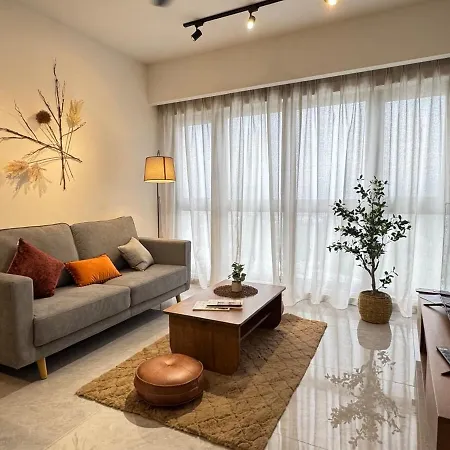 Agile Bukit Bintang Kl, Golf And City View, 4-6 Pax, 2B1R